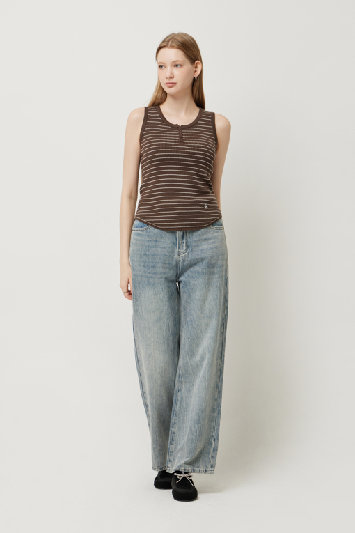 https://img.benettonmall.com/PARTS/KS/25F/SAKP70541BR_MB_D5.jpg