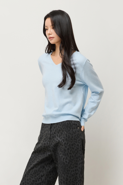 https://img.benettonmall.com/PARTS/KS/25F/SAKPE4561SB_MB_D1.jpg