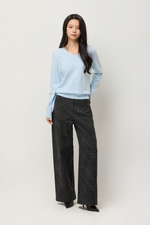https://img.benettonmall.com/PARTS/KS/25F/SAKPE4561SB_MB_D5.jpg