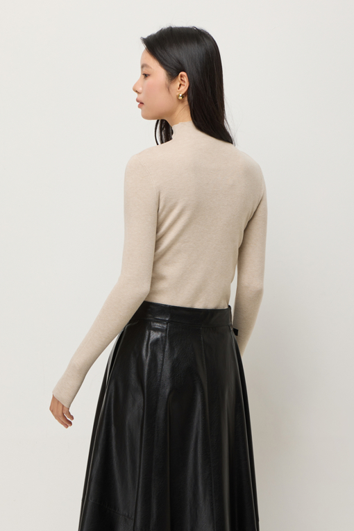 https://img.benettonmall.com/PARTS/KS/25F/SAKPE6561BE_MB_D2.jpg