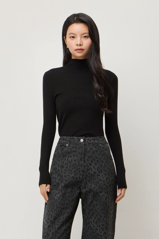 https://img.benettonmall.com/PARTS/KS/25F/SAKPE6561BK_MB.jpg