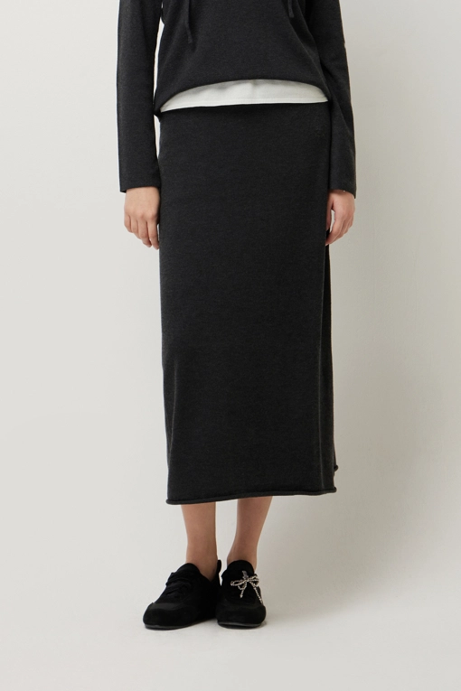 https://img.benettonmall.com/PARTS/KS/25F/SAKSE1561CG_MB.jpg