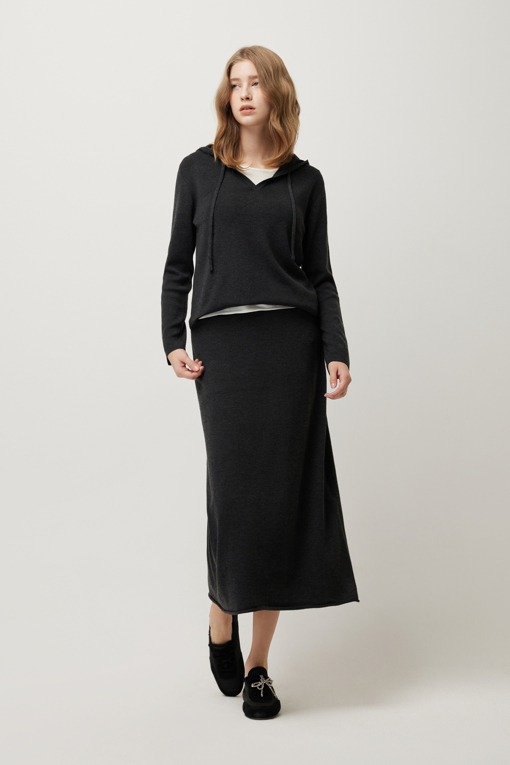 https://img.benettonmall.com/PARTS/KS/25F/SAKSE1561CG_MB_D5.jpg