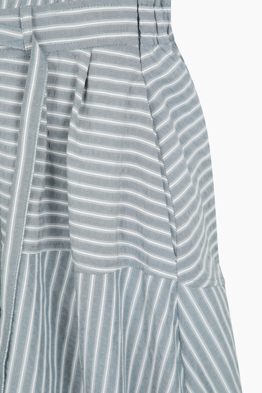 https://img.benettonmall.com/PARTS/KS/25F/SAOP01541GN_MB_D13.jpg