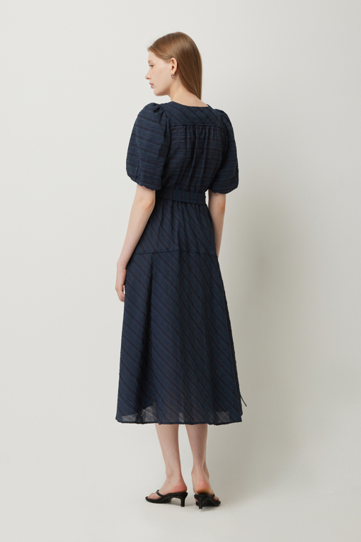 https://img.benettonmall.com/PARTS/KS/25F/SAOP07541NY_MB_D2.jpg