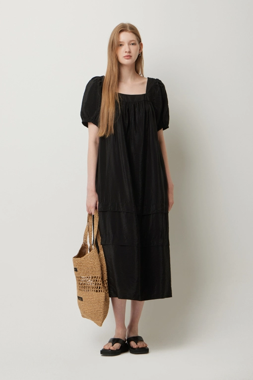 https://img.benettonmall.com/PARTS/KS/25F/SAOP08541BK_MB.jpg