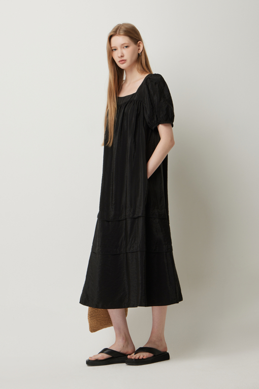 https://img.benettonmall.com/PARTS/KS/25F/SAOP08541BK_MB_D1.jpg