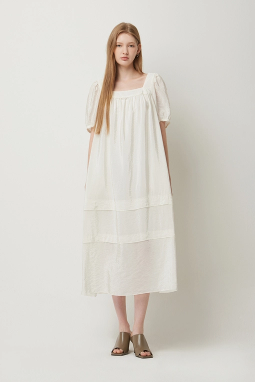https://img.benettonmall.com/PARTS/KS/25F/SAOP08541WH_MB.jpg