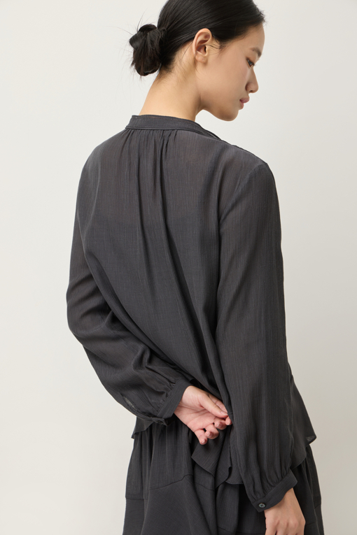 https://img.benettonmall.com/PARTS/KS/25F/SAOP10541DG_MB_D4.jpg