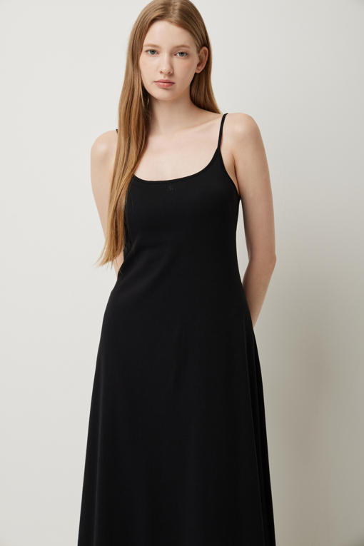https://img.benettonmall.com/PARTS/KS/25F/SAOP13541BK_MB_D3.jpg