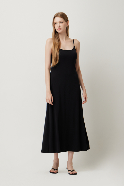 https://img.benettonmall.com/PARTS/KS/25F/SAOP13541BK_MB_D5.jpg