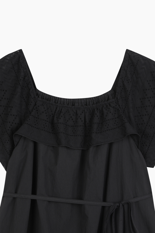 https://img.benettonmall.com/PARTS/KS/25F/SAOPE3541BK_MB_D2.jpg