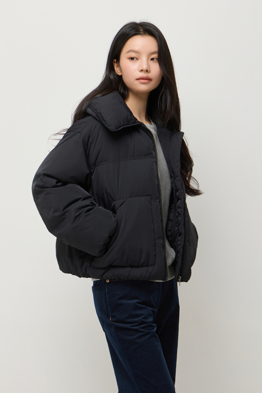 https://img.benettonmall.com/PARTS/KS/25F/SAPDE1561BK_MB_D1.jpg