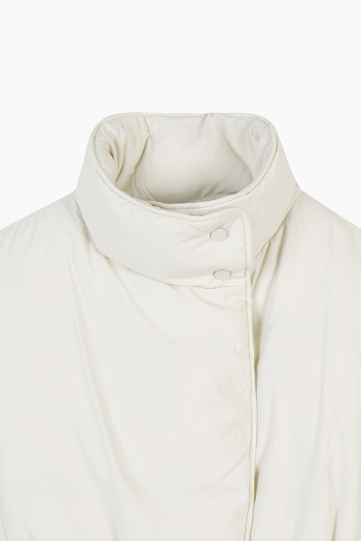 https://img.benettonmall.com/PARTS/KS/25F/SAPDE2561IV_MB_D12.jpg
