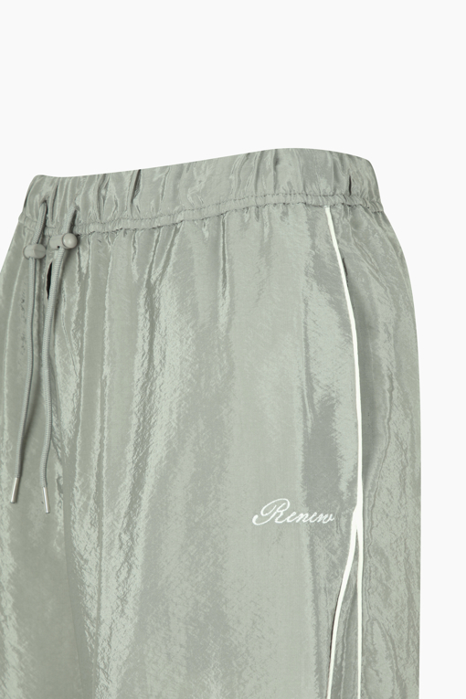https://img.benettonmall.com/PARTS/KS/25F/SAPT01541KA_MB_D12.jpg