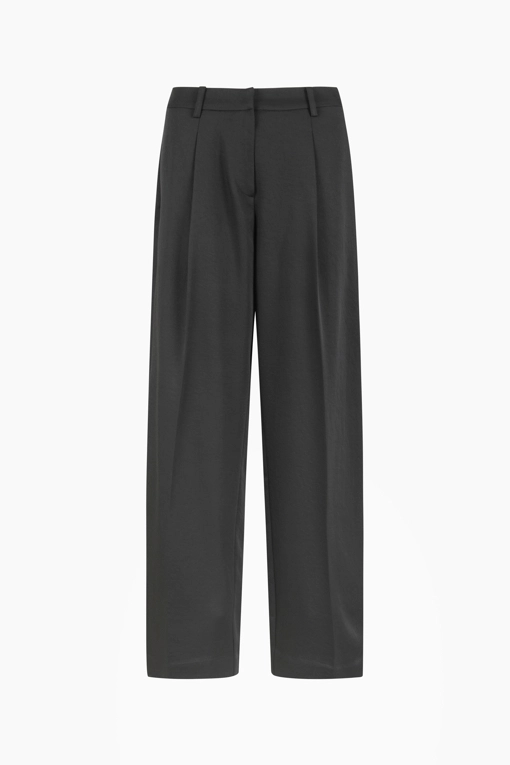 https://img.benettonmall.com/PARTS/KS/25F/SAPT02541BK_MB.jpg