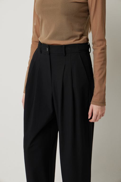 https://img.benettonmall.com/PARTS/KS/25F/SAPT03541BK_MB_D3.jpg