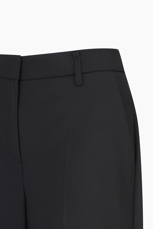 https://img.benettonmall.com/PARTS/KS/25F/SAPT08541BK_MB_D12.jpg