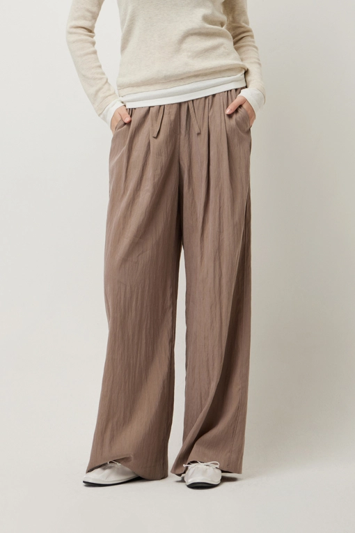 https://img.benettonmall.com/PARTS/KS/25F/SAPT10541BG_MB.jpg