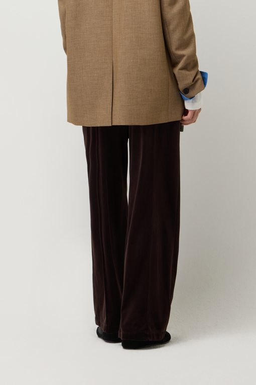 https://img.benettonmall.com/PARTS/KS/25F/SAPT31561BR_MB_D2.jpg
