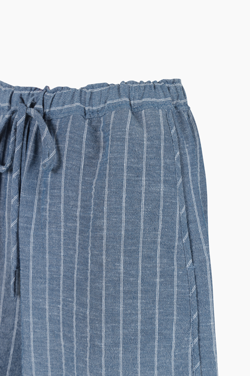 https://img.benettonmall.com/PARTS/KS/25F/SAPTE1541BL_MB_D13.jpg