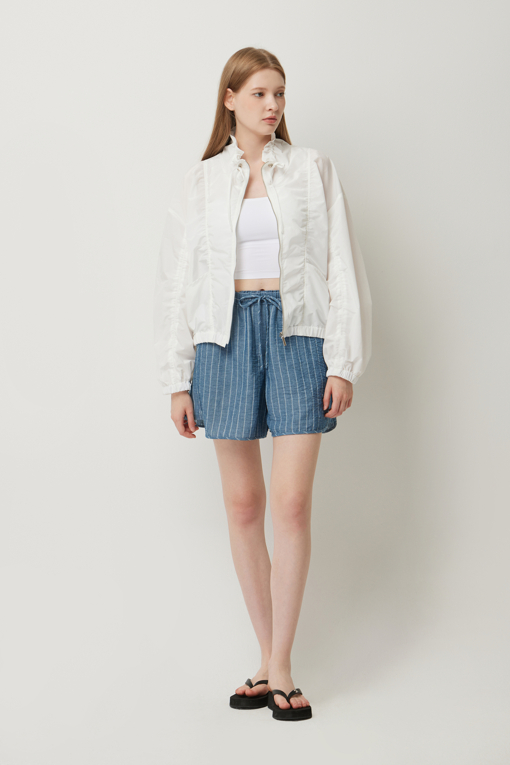 https://img.benettonmall.com/PARTS/KS/25F/SAPTE1541BL_MB_D5.jpg