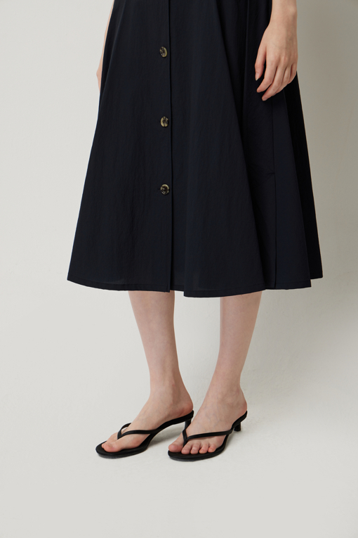 https://img.benettonmall.com/PARTS/KS/25F/SASK01541DN_MB_D4.jpg
