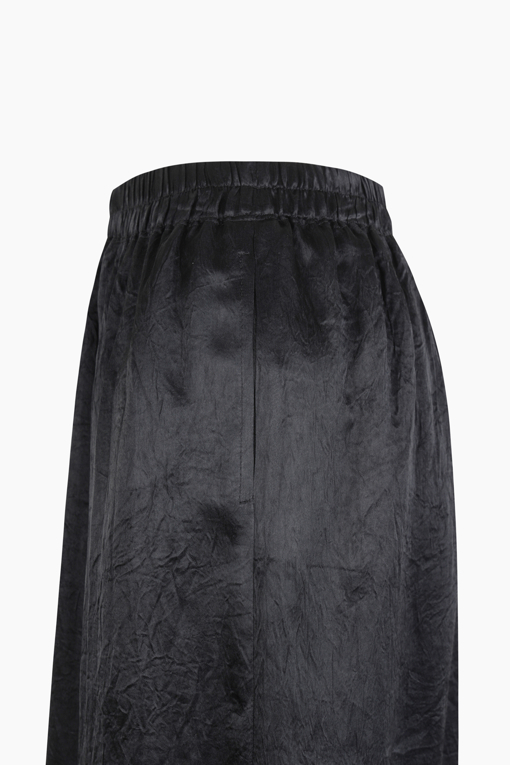 https://img.benettonmall.com/PARTS/KS/25F/SASK02541BK_MB_D12.jpg