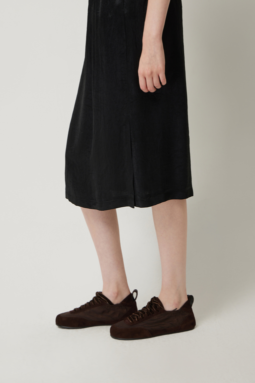 https://img.benettonmall.com/PARTS/KS/25F/SASK02541BK_MB_D4.jpg