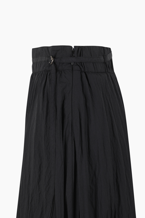 https://img.benettonmall.com/PARTS/KS/25F/SASK05541BK_MB_D12.jpg