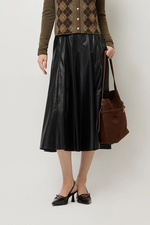 https://img.benettonmall.com/PARTS/KS/25F/SASK08541BK_MB.jpg