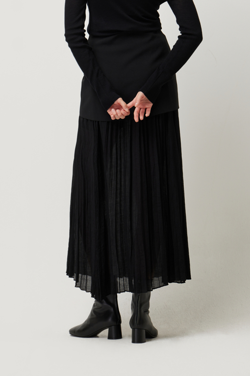 https://img.benettonmall.com/PARTS/KS/25F/SASK11541BK_MB_D2.jpg