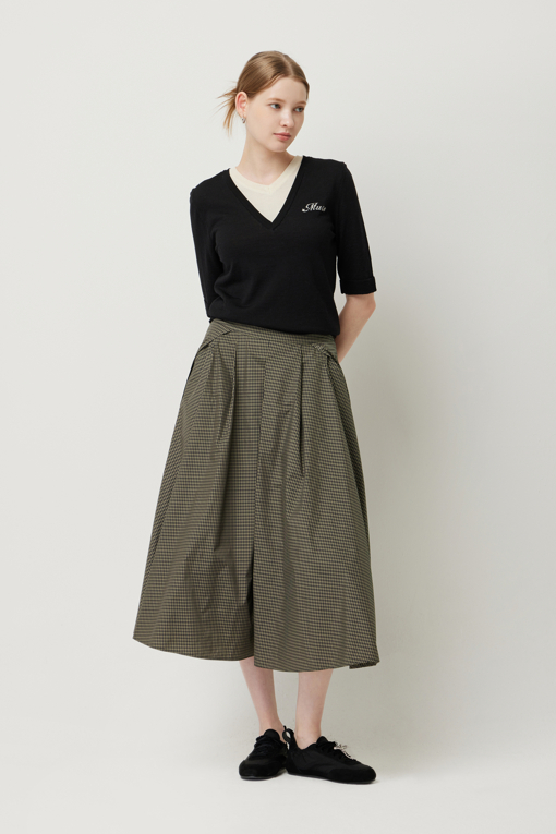 https://img.benettonmall.com/PARTS/KS/25F/SASK12541KA_MB_D5.jpg