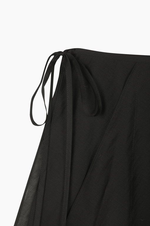 https://img.benettonmall.com/PARTS/KS/25F/SASK14541BK_MB_D12.jpg