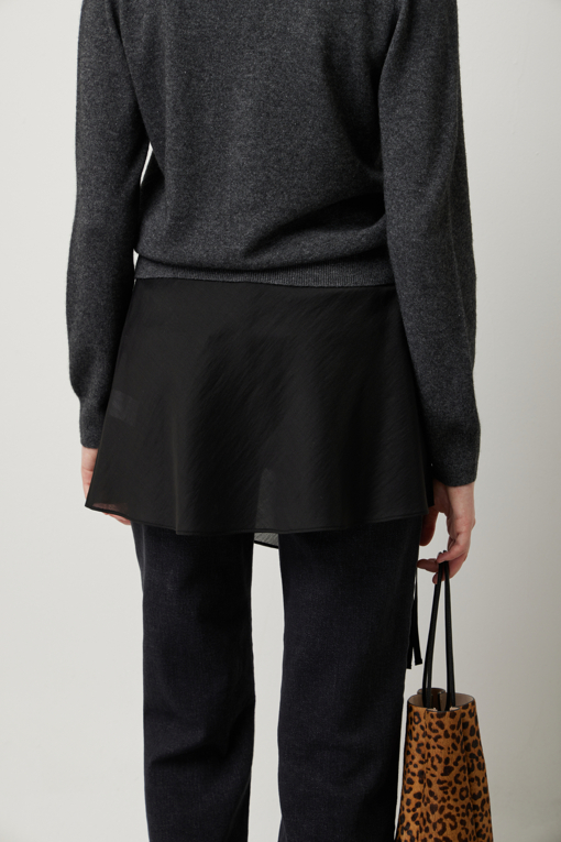 https://img.benettonmall.com/PARTS/KS/25F/SASK14541BK_MB_D4.jpg