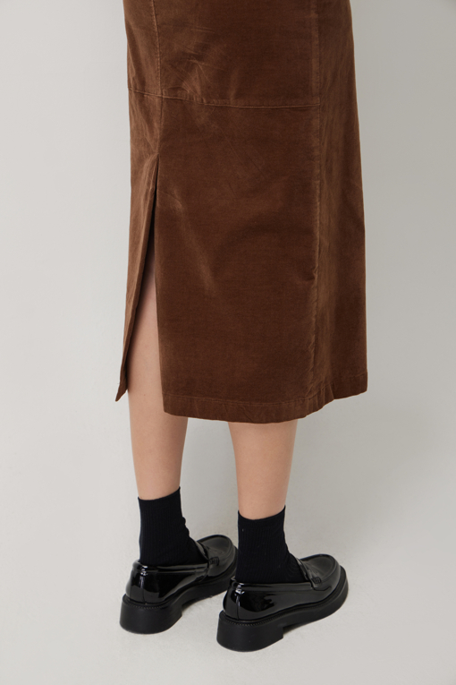 https://img.benettonmall.com/PARTS/KS/25F/SASK32561BR_MB_D4.jpg