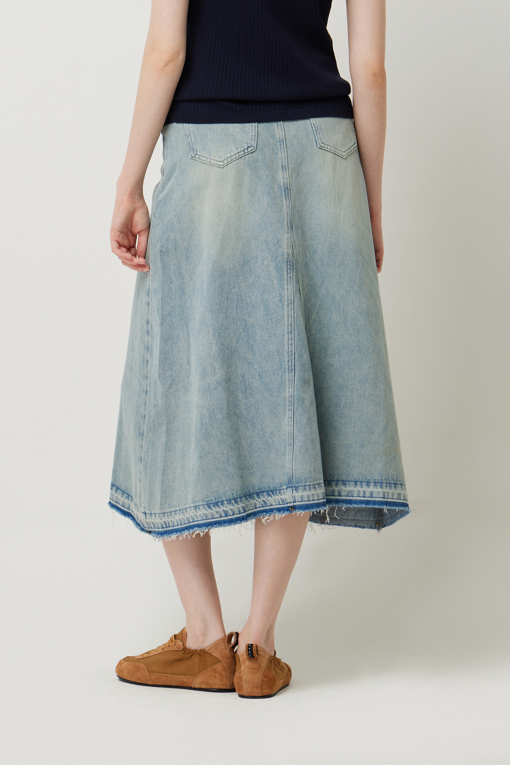 https://img.benettonmall.com/PARTS/KS/25F/SASK71541BL_MB_D2.jpg