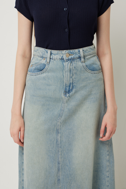 https://img.benettonmall.com/PARTS/KS/25F/SASK71541BL_MB_D3.jpg