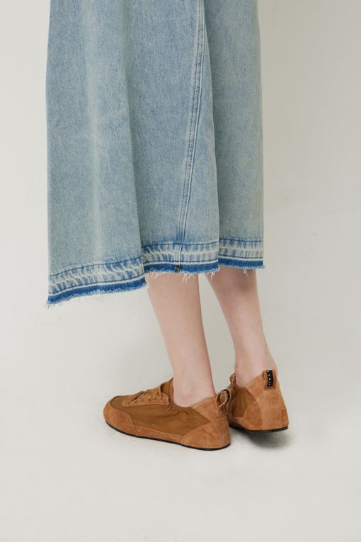 https://img.benettonmall.com/PARTS/KS/25F/SASK71541BL_MB_D4.jpg