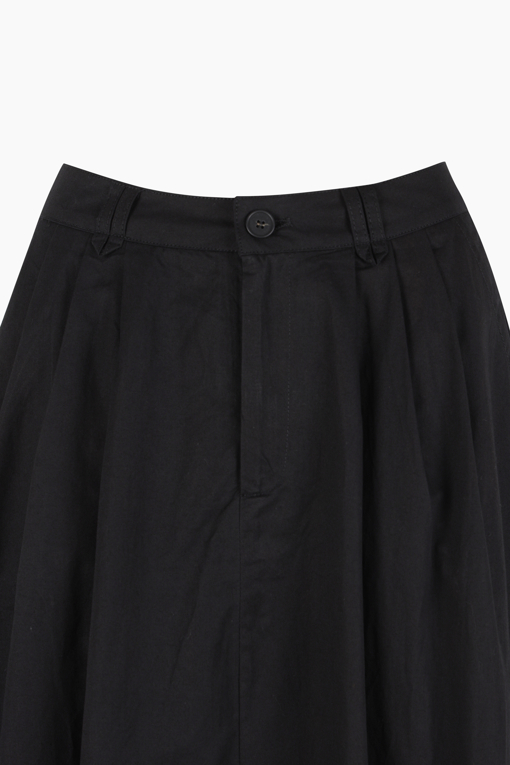 https://img.benettonmall.com/PARTS/KS/25F/SASKE1541BK_MB_D12.jpg