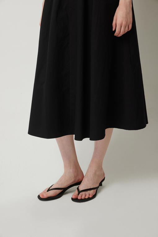 https://img.benettonmall.com/PARTS/KS/25F/SASKE1541BK_MB_D4.jpg
