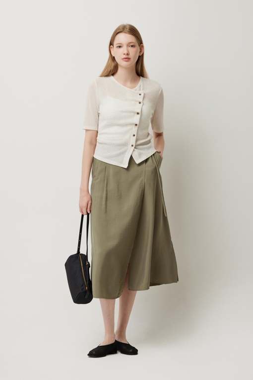 https://img.benettonmall.com/PARTS/KS/25F/SATS01541CR_MB_D5.jpg