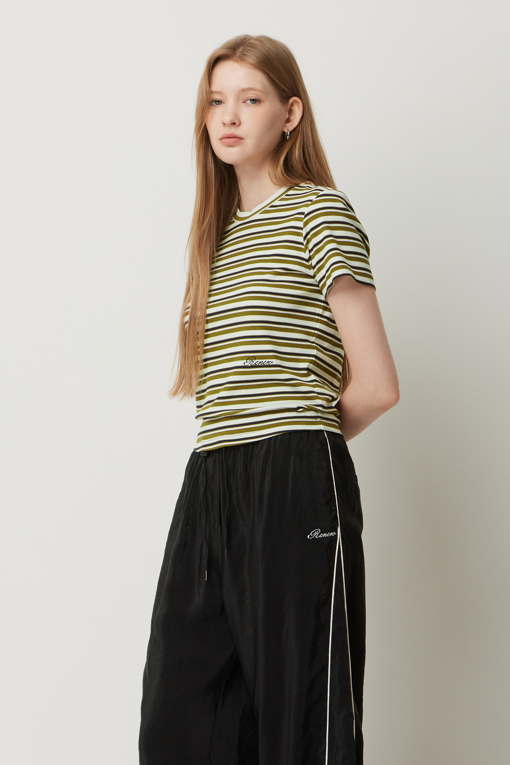 https://img.benettonmall.com/PARTS/KS/25F/SATS03541KA_MB_D1.jpg