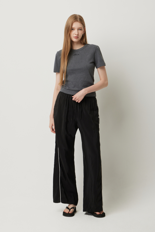https://img.benettonmall.com/PARTS/KS/25F/SATS04541DG_MB_D5.jpg