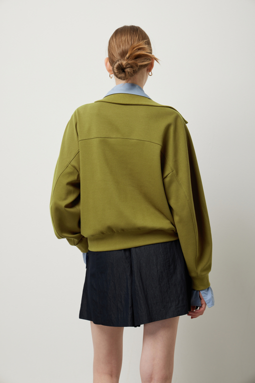 https://img.benettonmall.com/PARTS/KS/25F/SATS08541KA_MB_D4.jpg