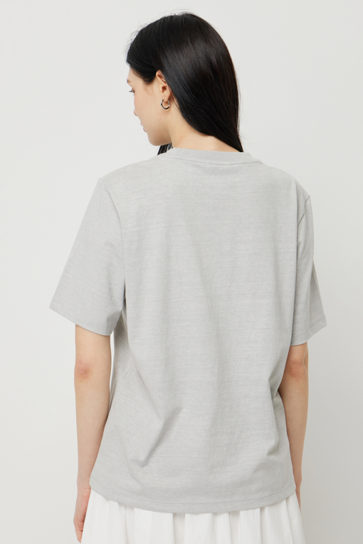 https://img.benettonmall.com/PARTS/KS/25F/SATSE3541LG_MB_D4.jpg