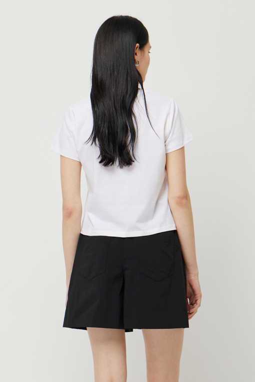 https://img.benettonmall.com/PARTS/KS/25F/SATSE5541WH_MB_D2.jpg