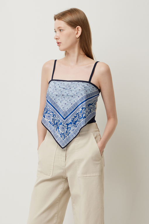 https://img.benettonmall.com/PARTS/KS/25F/SAWS02541BL_MB_D1.jpg