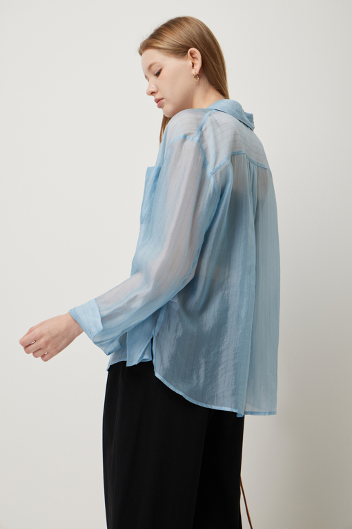 https://img.benettonmall.com/PARTS/KS/25F/SAWS06541BL_MB_D4.jpg
