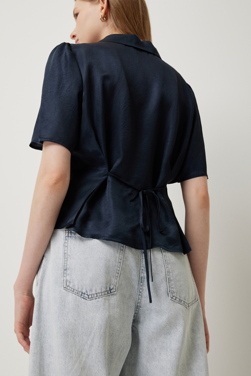 https://img.benettonmall.com/PARTS/KS/25F/SAWS07541NY_MB_D4.jpg